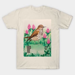 Vermont state bird and flower, the hermit thrush and red clover T-Shirt